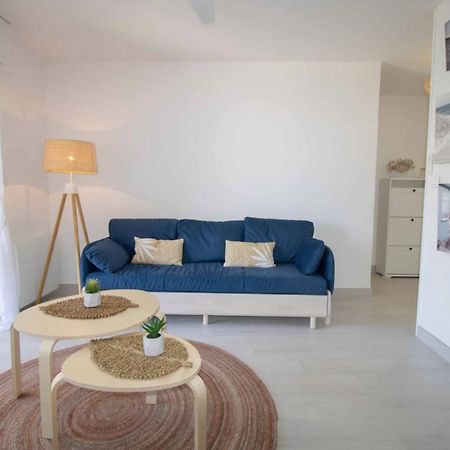 Bright Apt Of 32 M Renovated Near Town Frejus Ngoại thất bức ảnh
